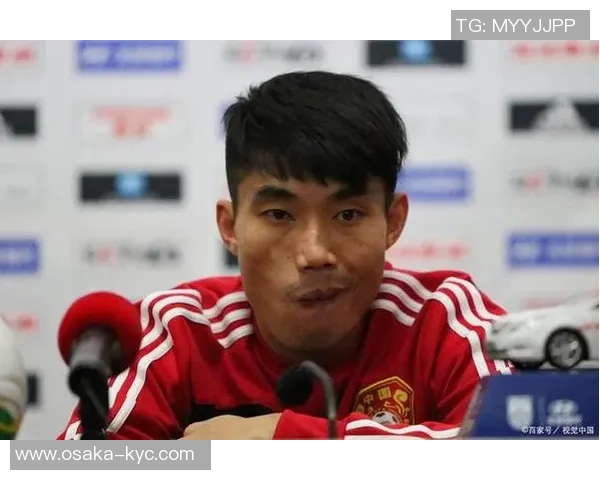 中国足球十大球星排名揭晓 他们的成就与传奇故事值得铭记