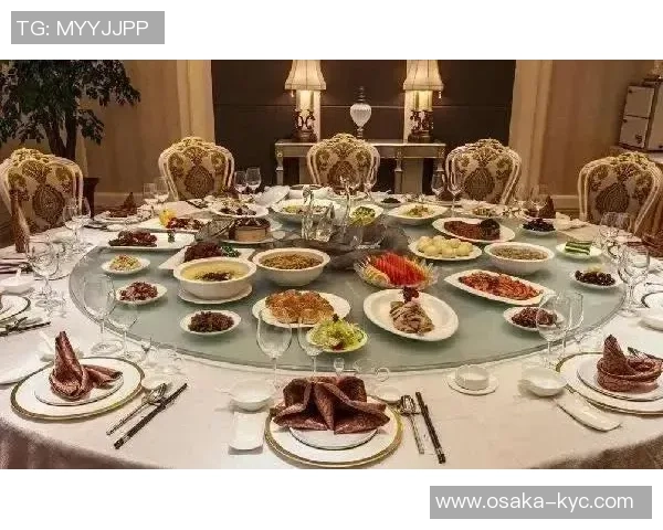 中国足球球星聚会大揭秘：他们的聚餐菜单与饮食趣事曝光