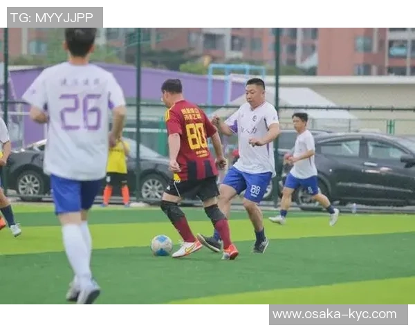 球星如天降英才照耀绿茵天下,足球世界英雄辈出光芒万丈 球星如天降英才照耀绿茵天下,足球世界英雄辈出光芒万丈