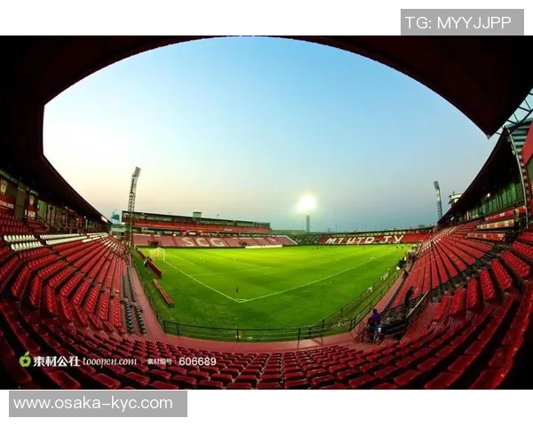 球星足球素材精选：从个人技艺到赛场荣耀全景解析